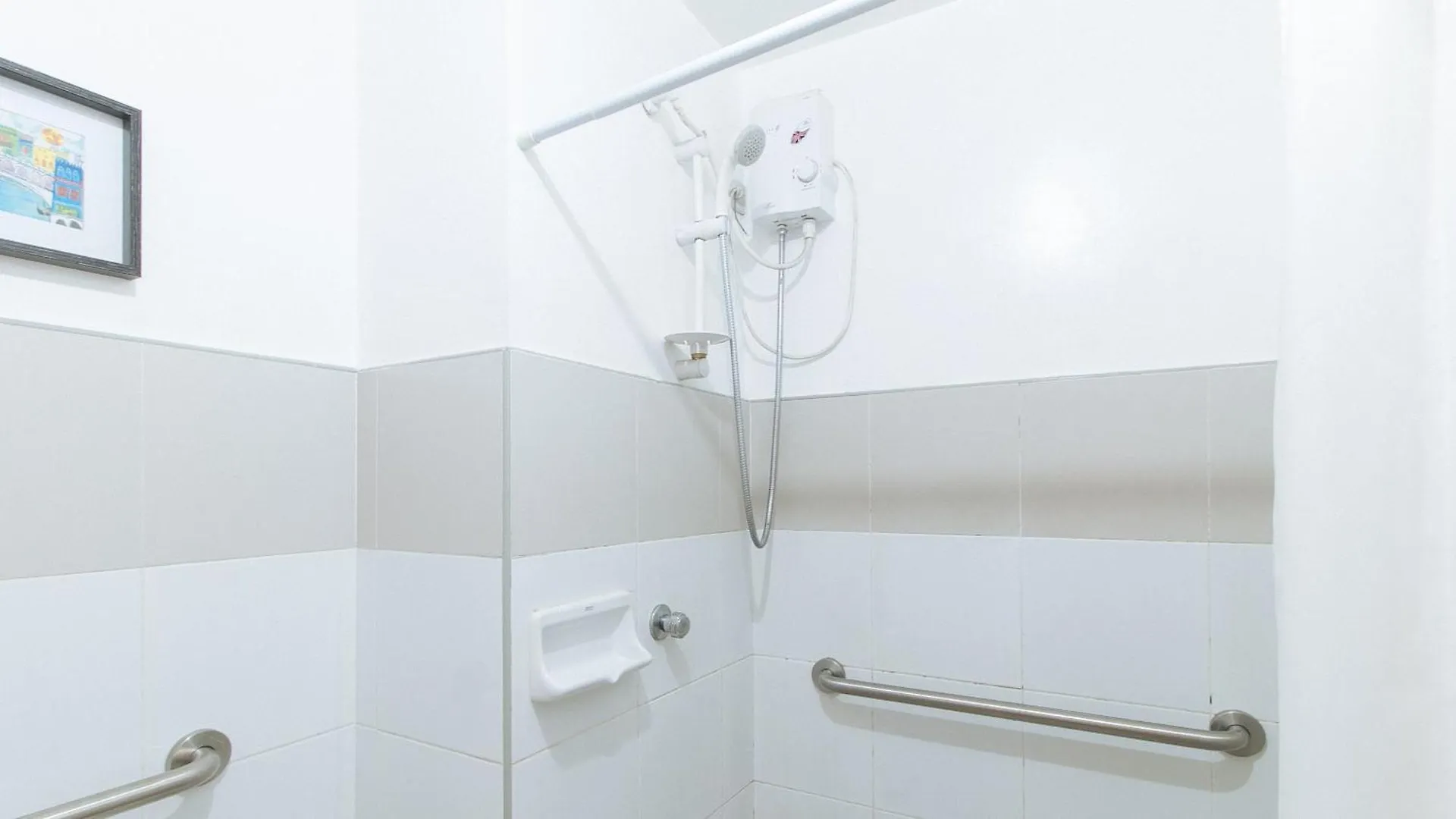 Reddoorz @ Melbourne Suites Makati Makati City 0*,  Philippines