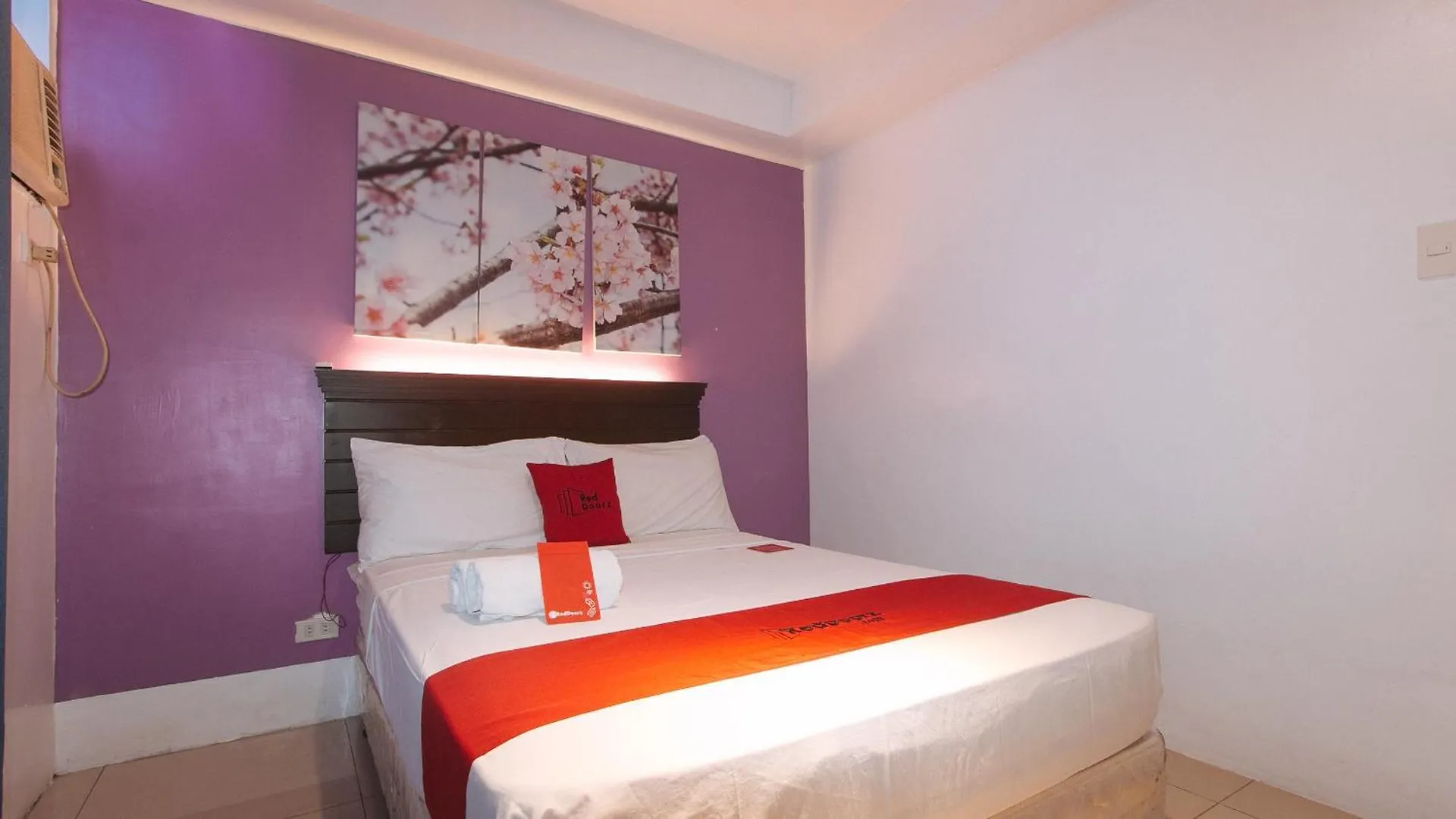 Reddoorz @ Melbourne Suites Makati Makati City 0*,  Philippines
